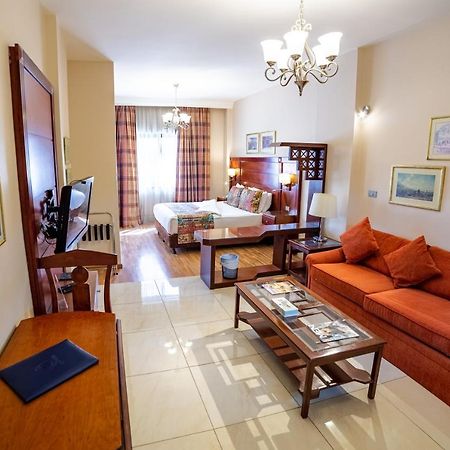 Comfort Hotel Suites Амман Екстер'єр фото