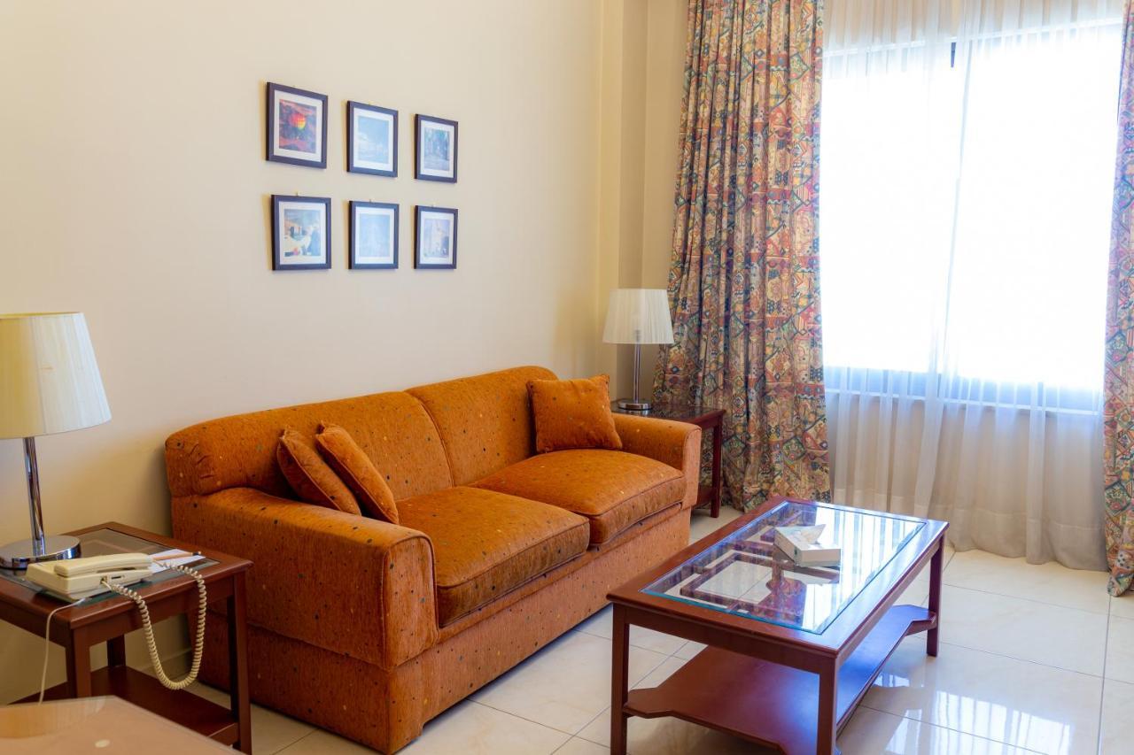 Comfort Hotel Suites Амман Екстер'єр фото